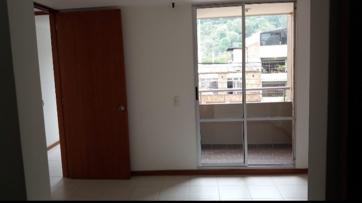 Apartamento en Venta en Los Colores Medellin