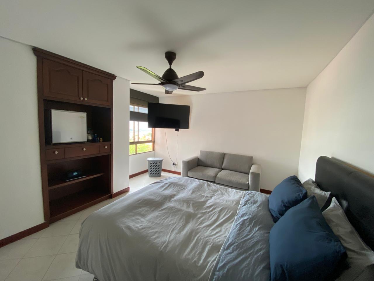 Apartamento en venta en Castropol Medellin