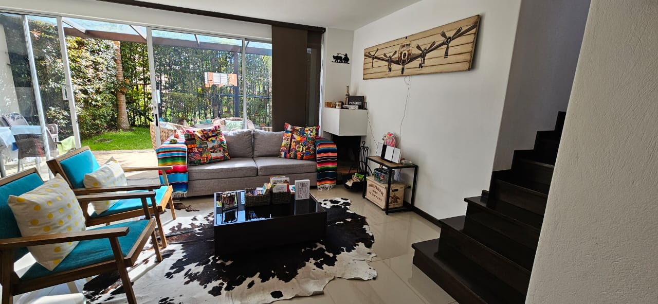 Venta de casa en El Retiro sector Pantanillo