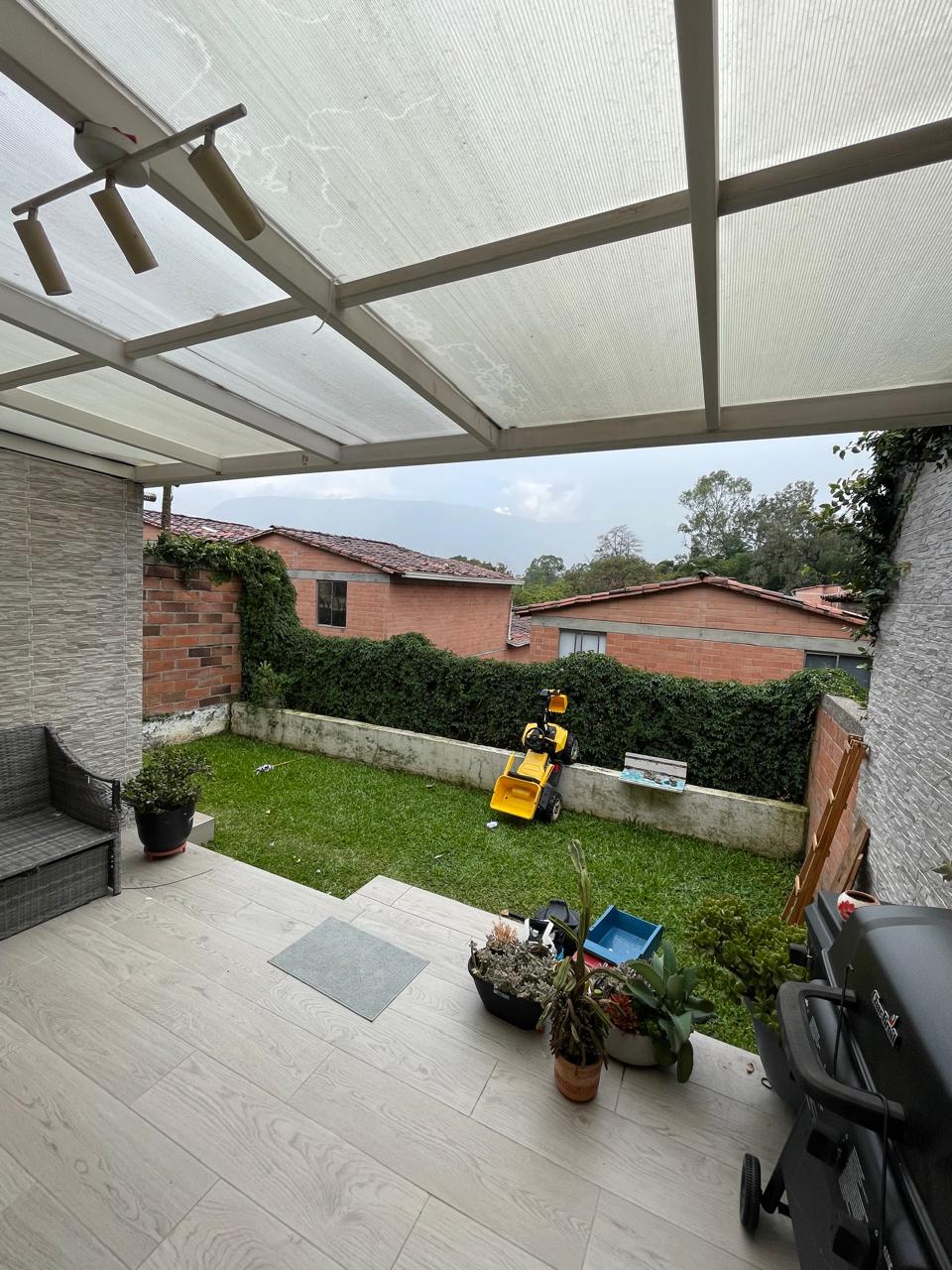 Se vende casa en belén La mota