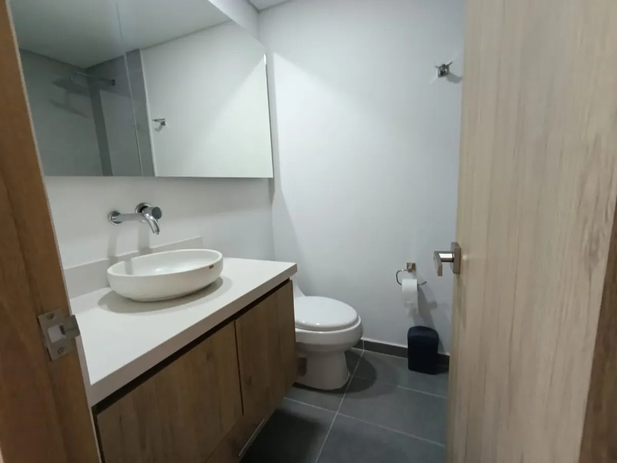 APARTAMENTO EN VENTA POBLADO VIA LAS PALMAS