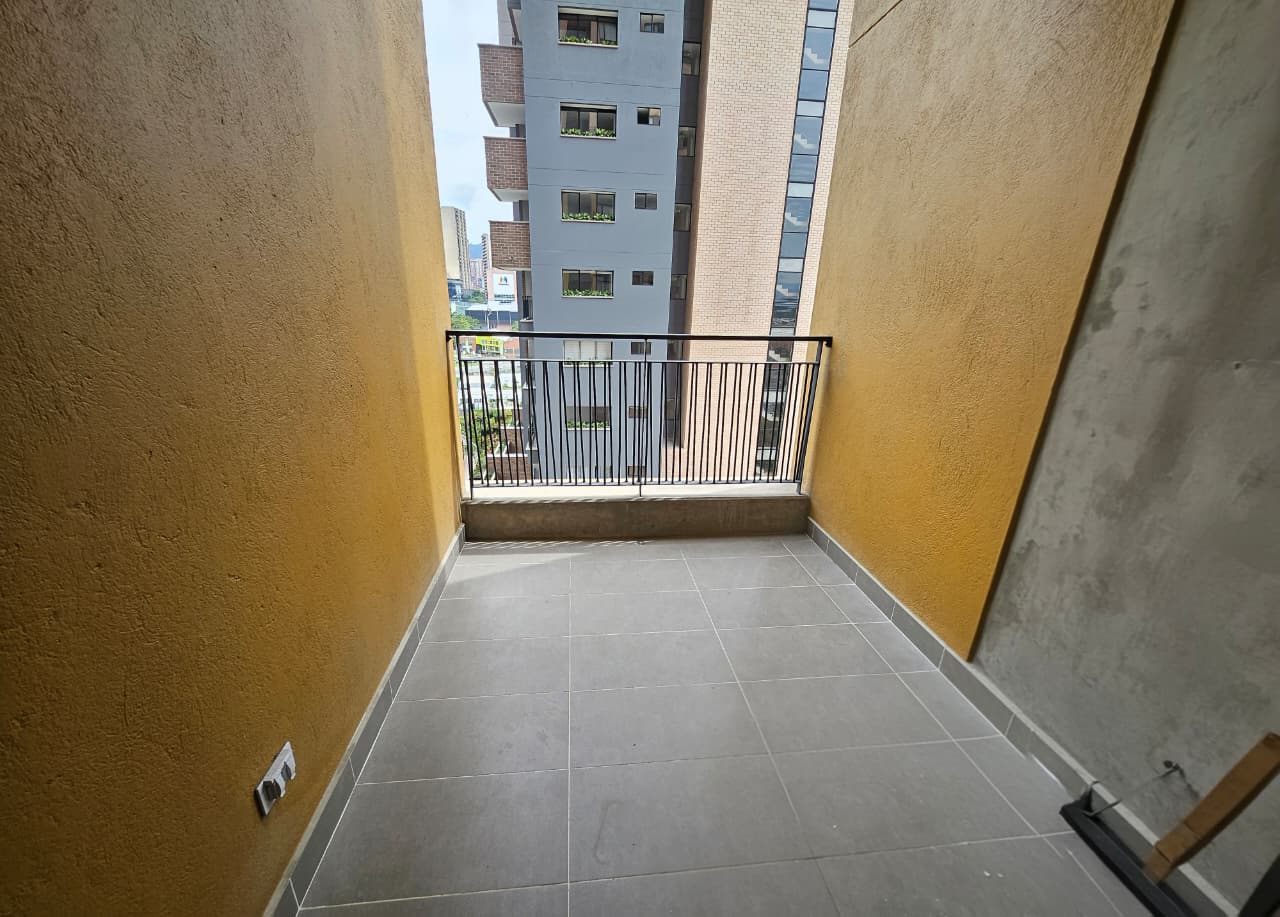 Apartamento para estrenar en arriendo en Envigado