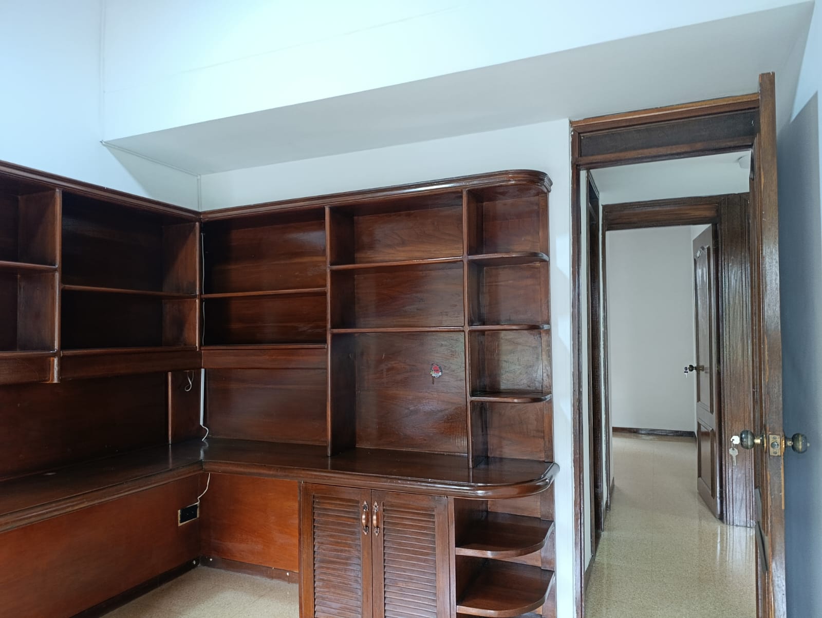 Casa para Arriendo  en Loma de los Bernal Medellín