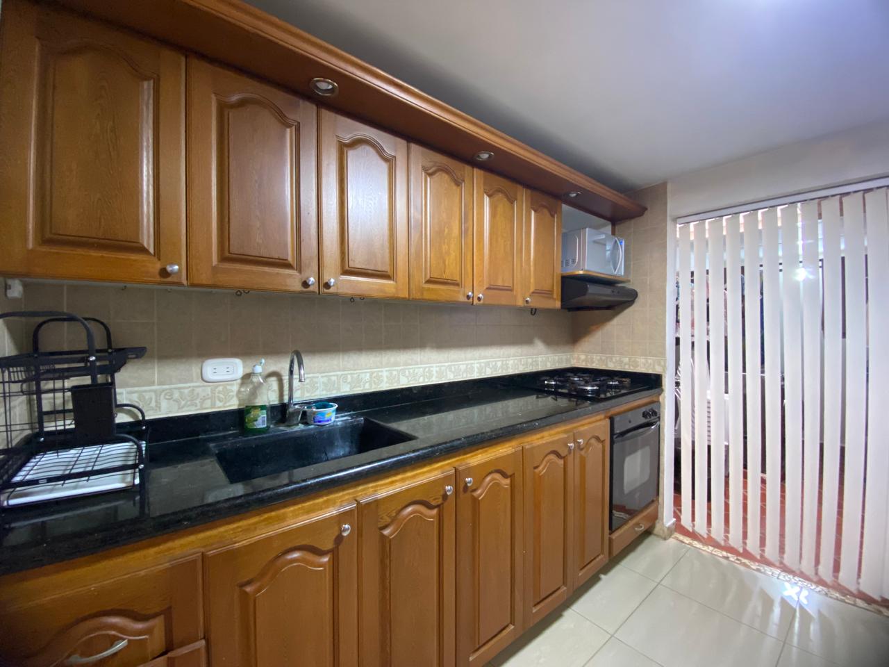 Casa de 2 niveles en venta en Envigado, El Dorado.