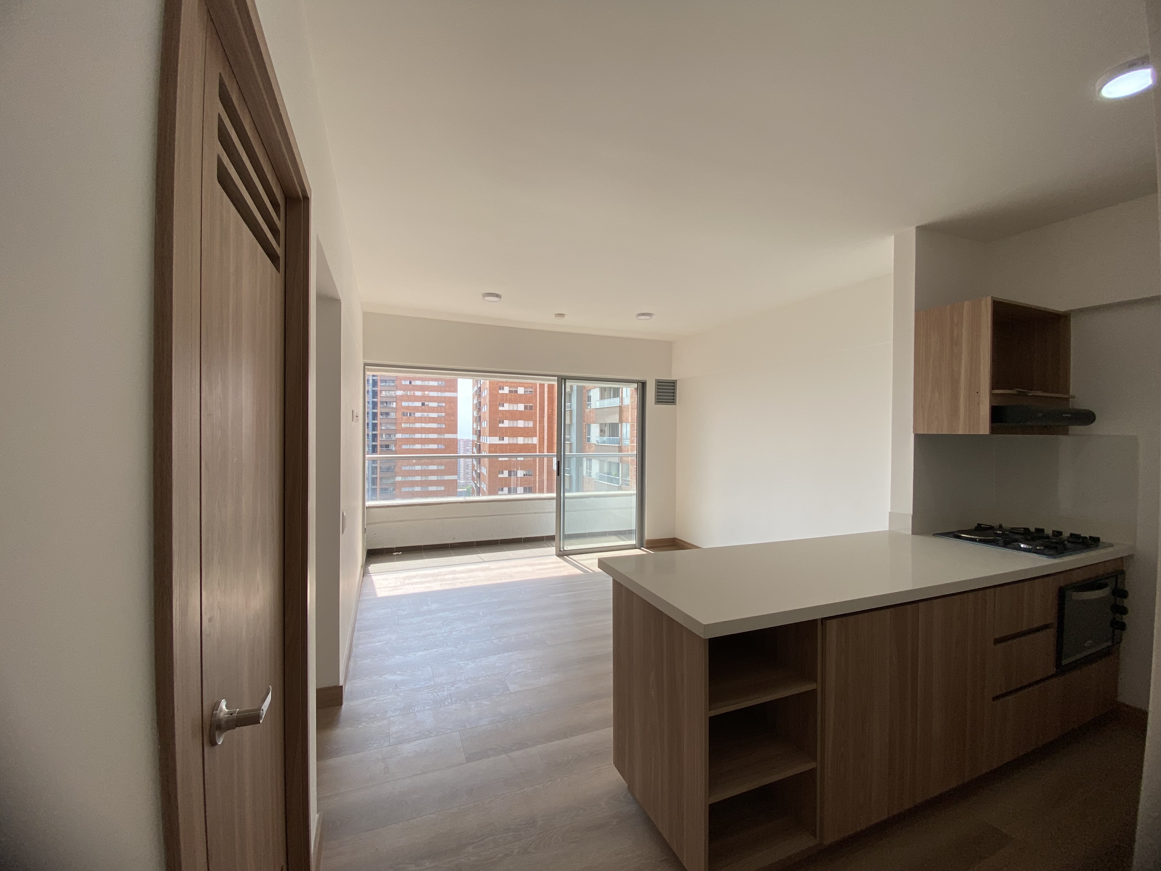 Venta de apartamento para estrenar en La Estrella, Toledo