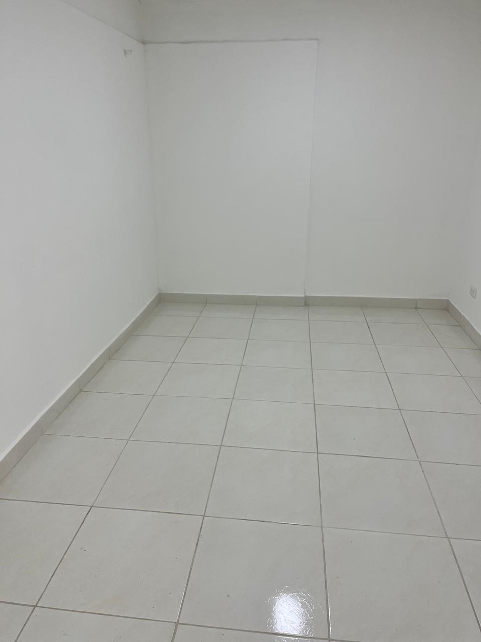 Casa comercial para arriendo en laureles Medellín