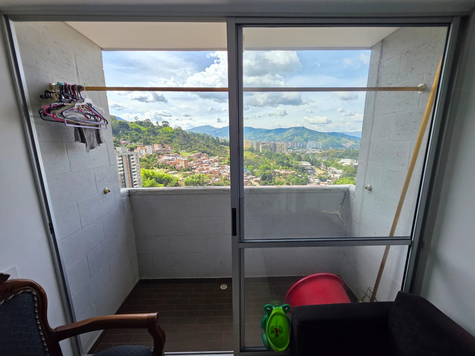 Apartamento en venta La Estrella 3 habitaciones mas parqueadero