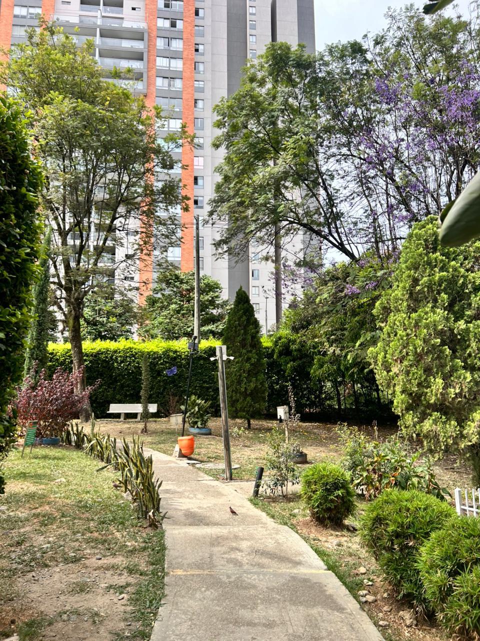 Apartamento en venta en San German - Robledo