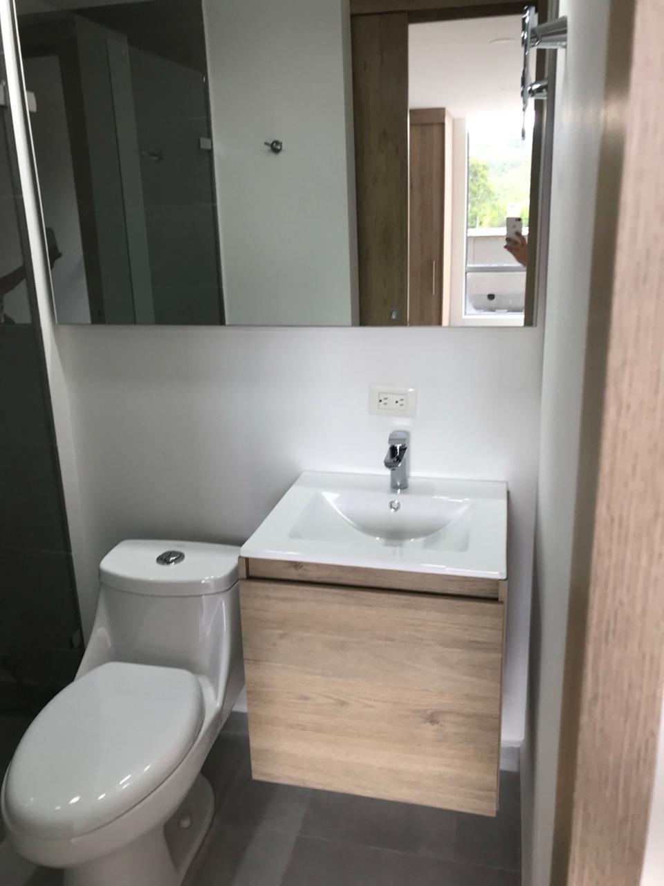 Apartamento en venta La Aldea La Estrella – 2H + 2 baños