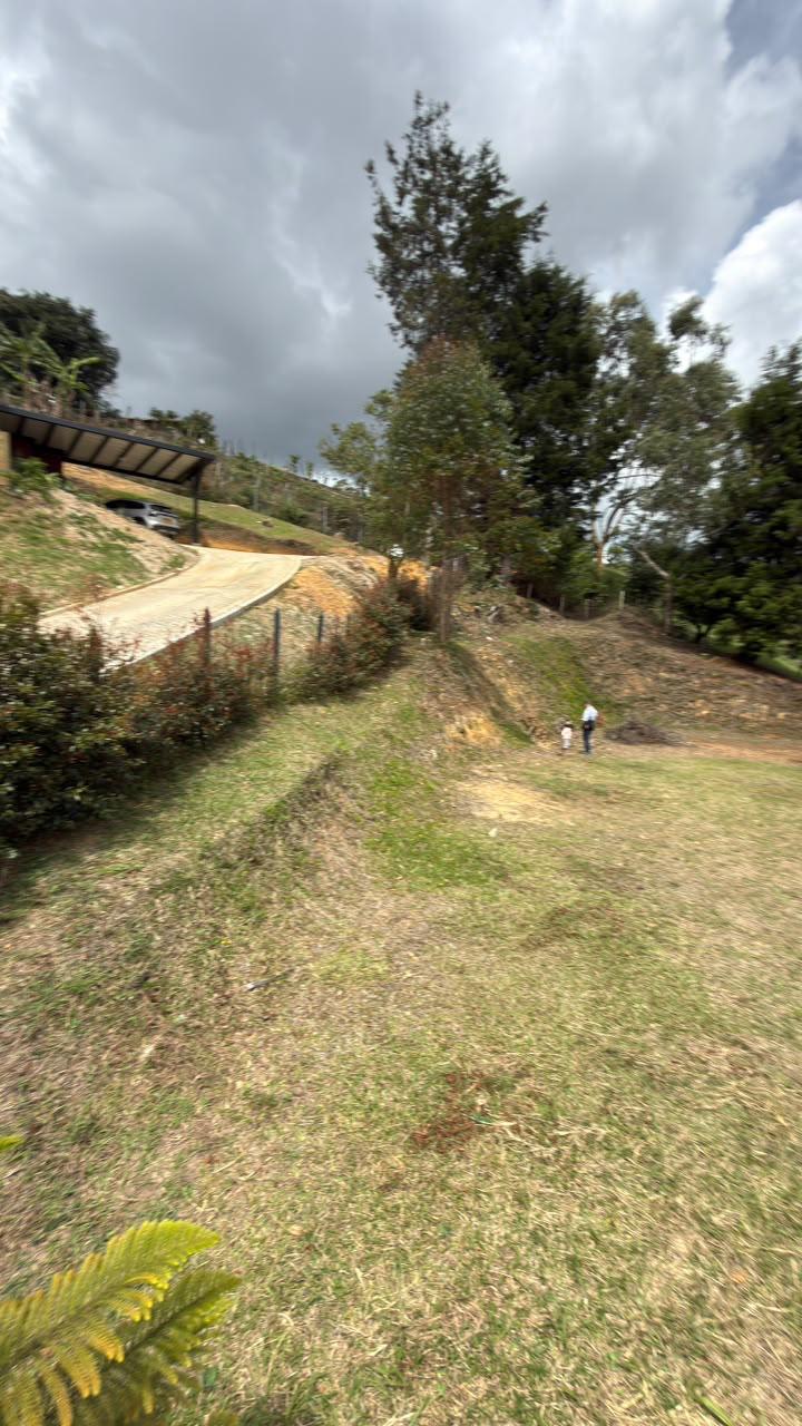 LOTE EN VENTA – PARCELACIÓN PIEDRAS BLANCAS