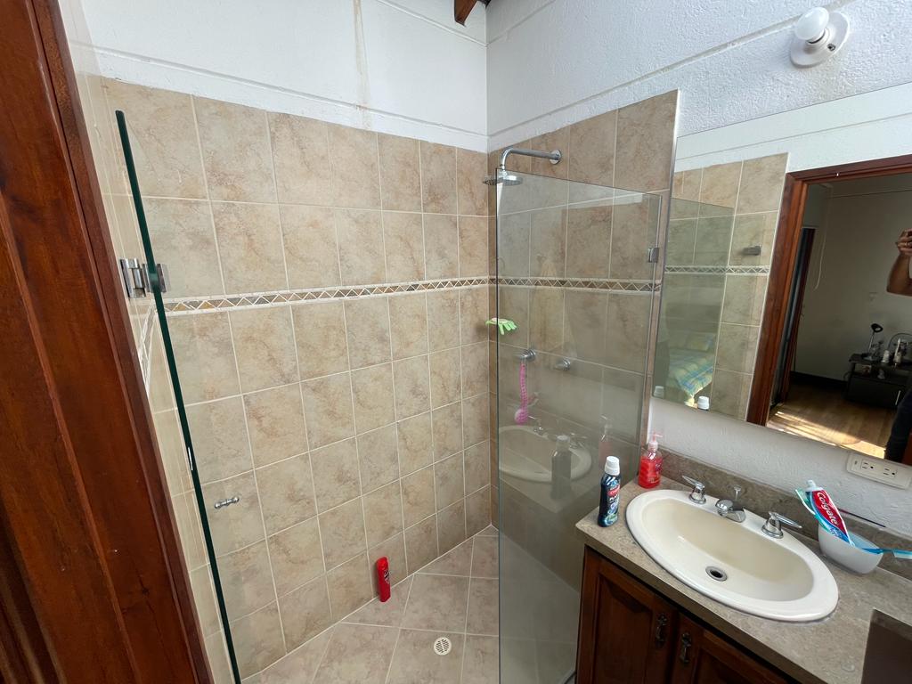 VENTA DE CASA SABANETA ANTIOQUIA.