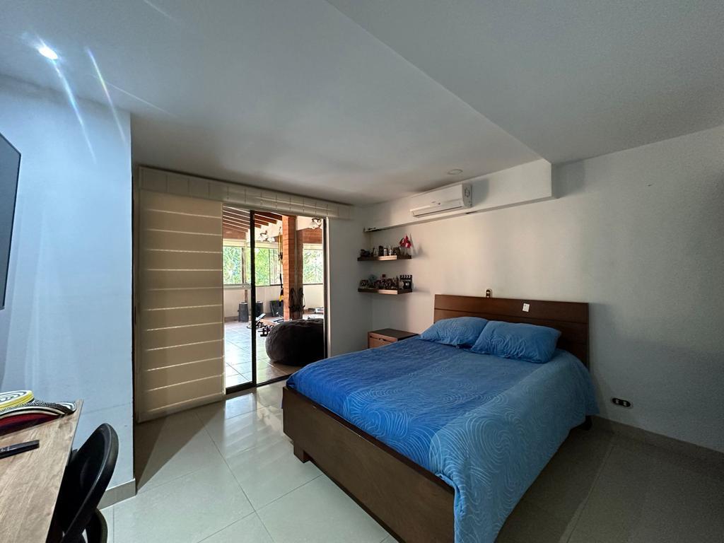 Hermosa casa para la venta en la Cola del Zorro, Medellín.