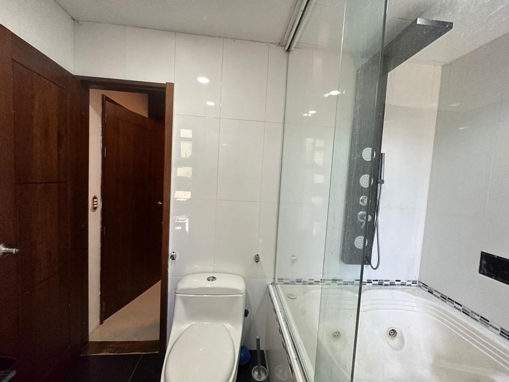 Hermosa casa para la venta en la Cola del Zorro, Medellín.