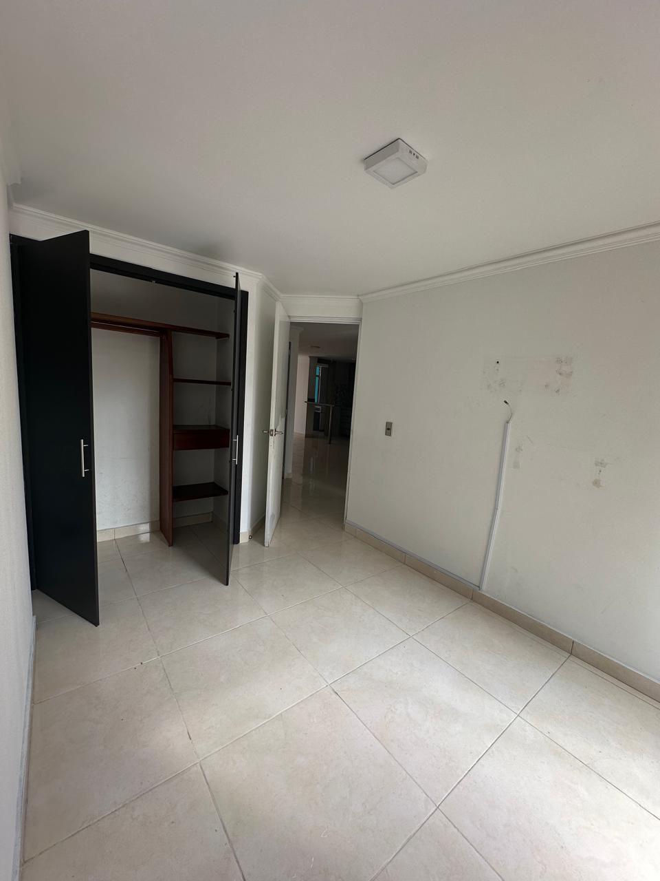 Apartamento Loma de los Bernal - Medellín