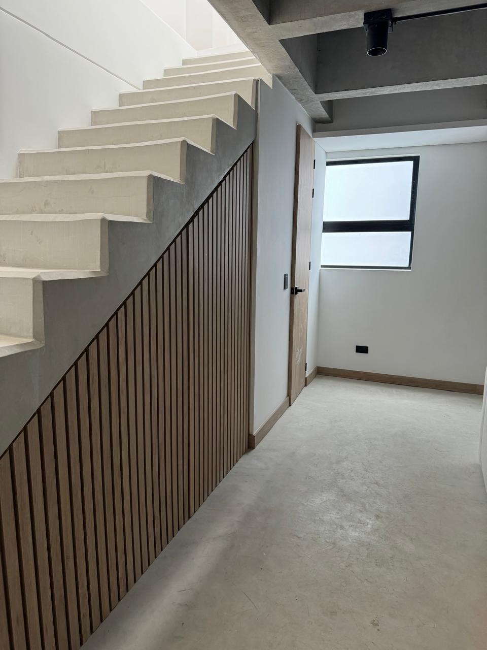 SE VENDE PENT HOUSE EN LAURELES