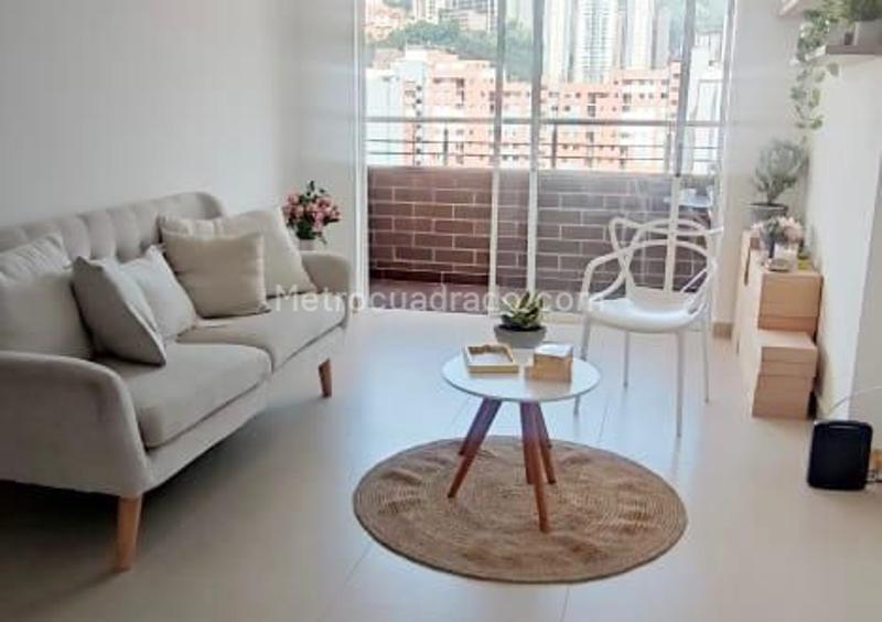 Apartamento en venta Sabaneta sector calle larga zona totalmente plana
