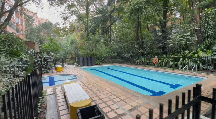 Apartamento en venta Medellín poblado sector la tomatera