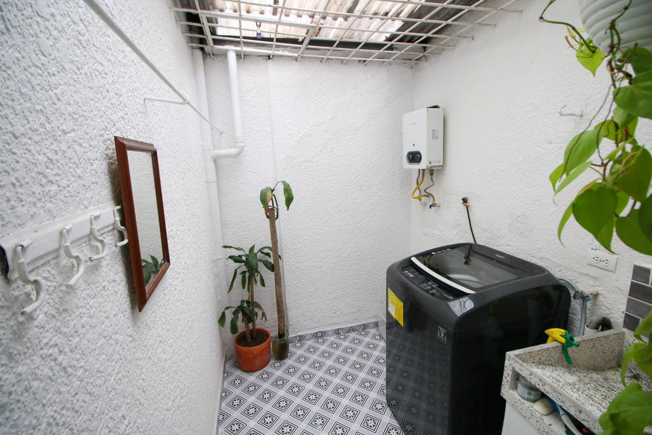 Casa amoblada para arriendo en Belen la palma