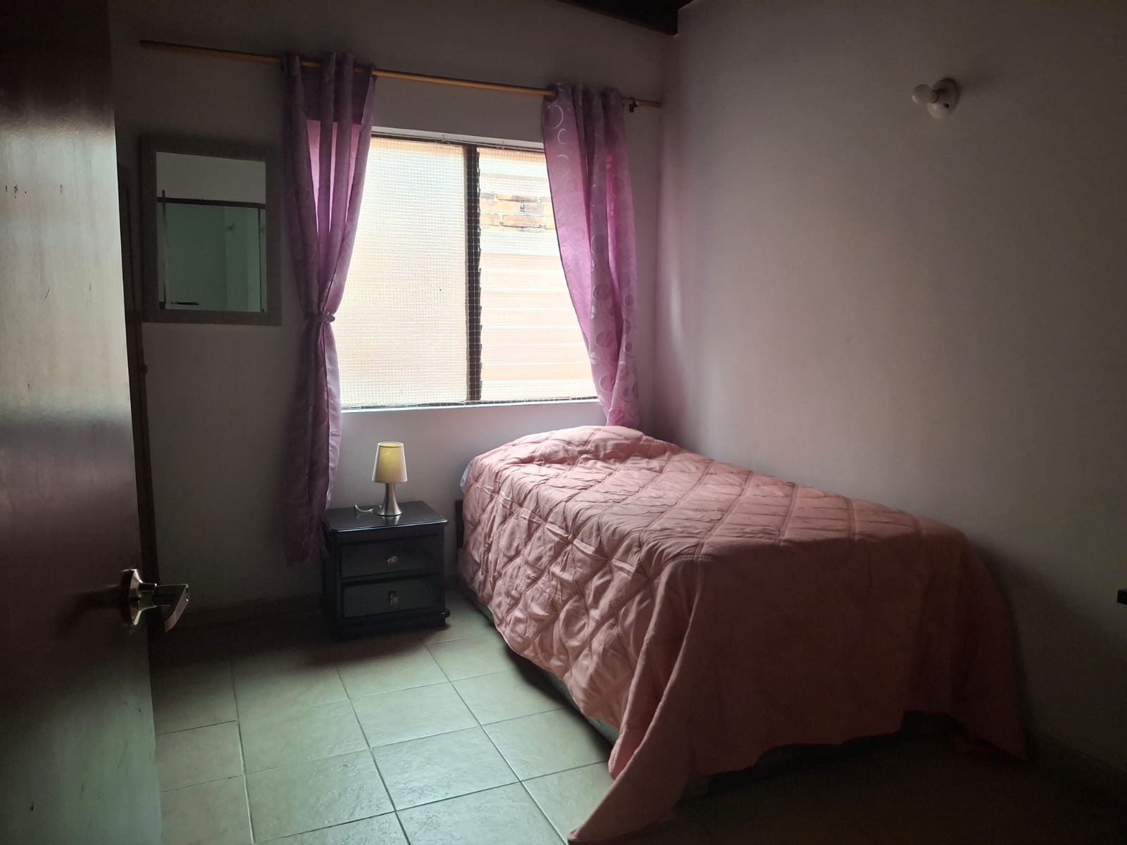 Casa amoblada para arriendo en Laureles Medellín