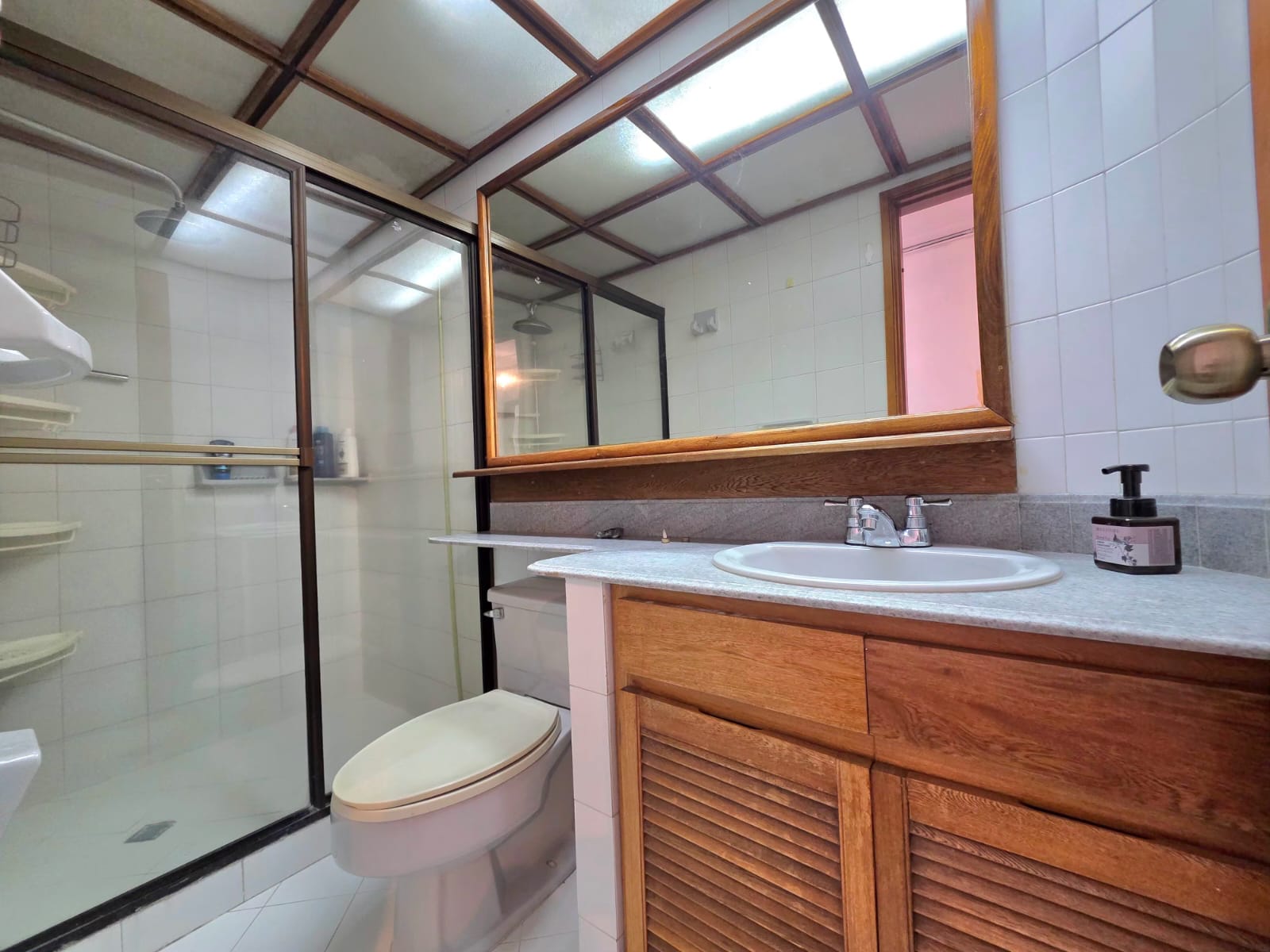 apartamento en venta en el poblado milla de oro cerca al santafe