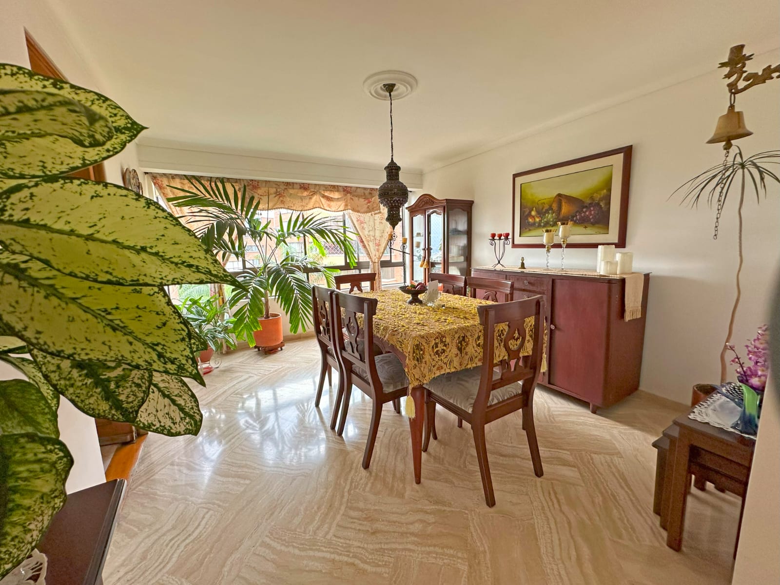 Apartamento para la venta en el poblado