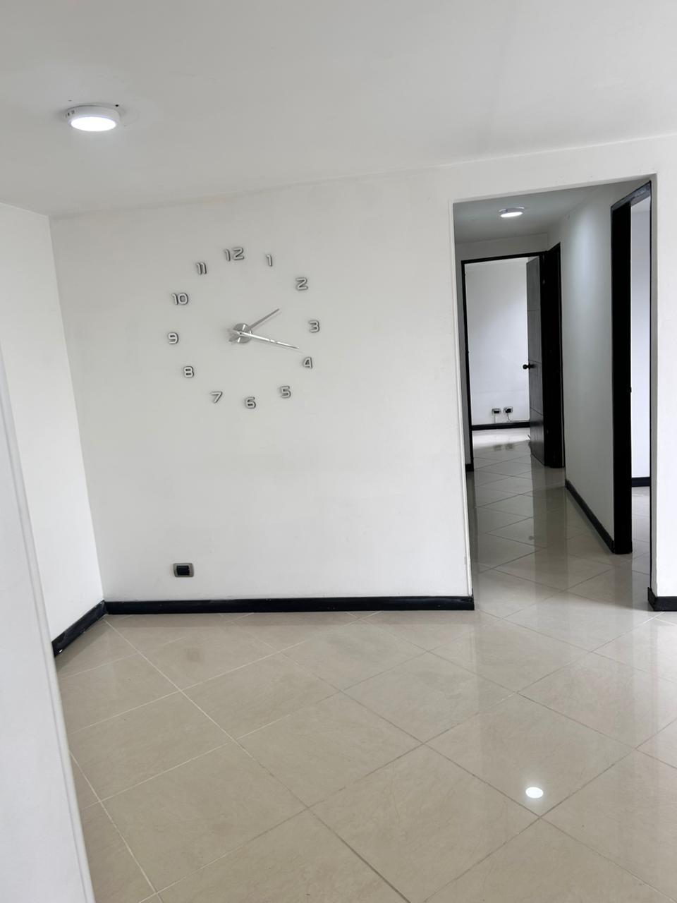 Apartamento en venta en San German - Robledo