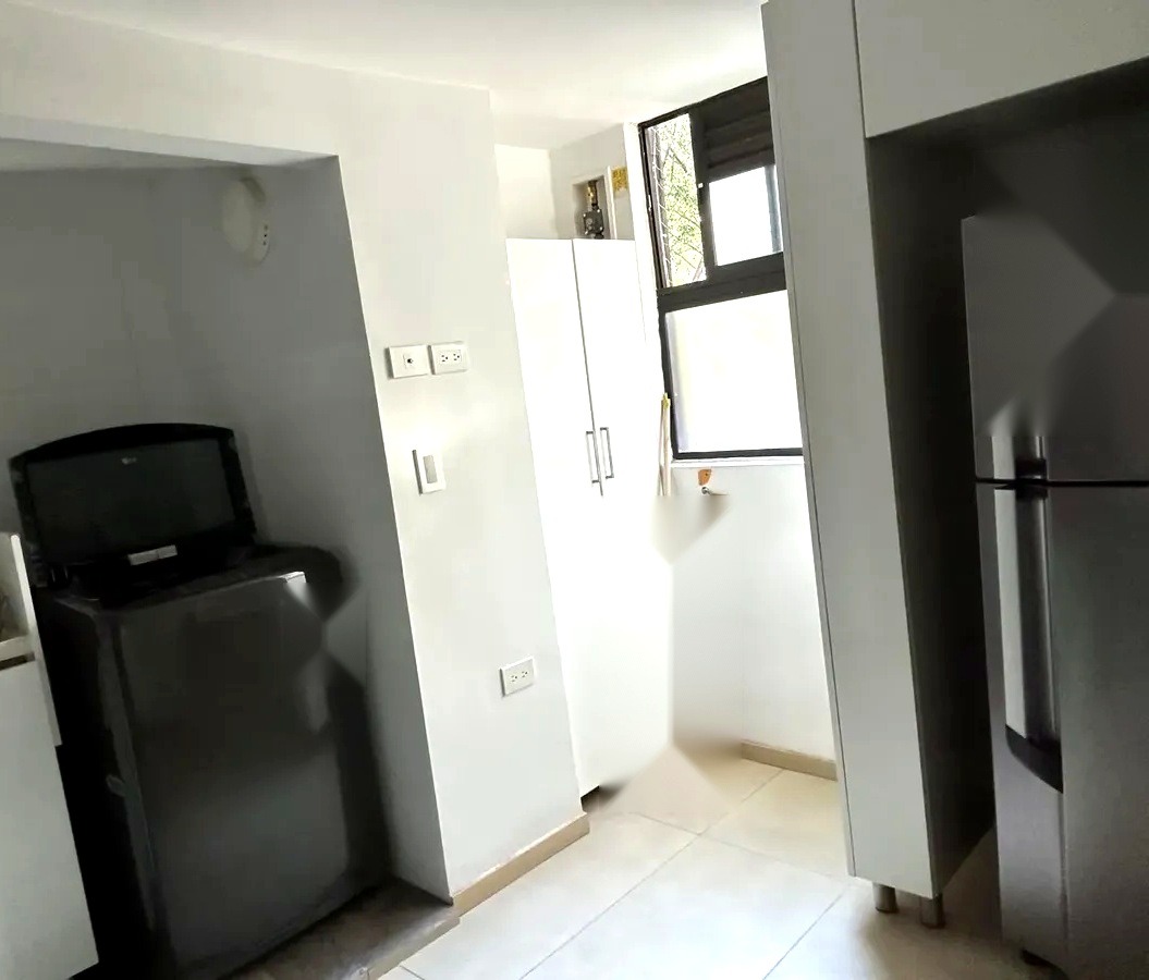 Apartamento para venta en Loma de los Bernal Medellín
