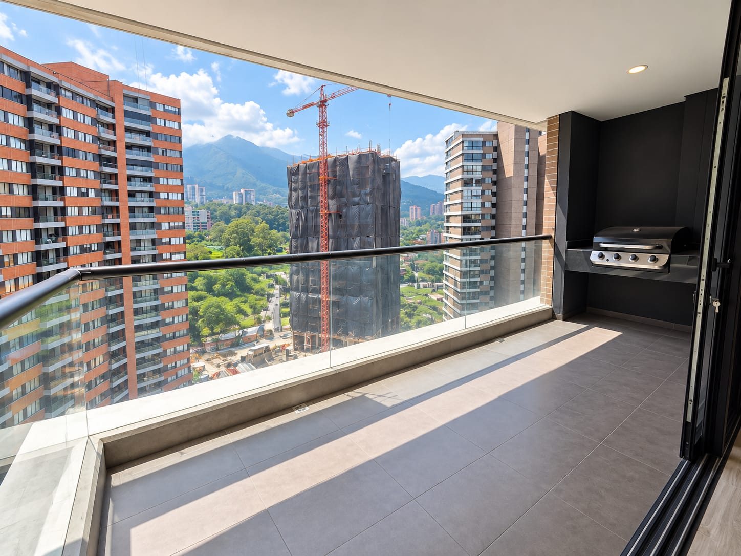 Apartamento nuevo en venta Las Palmas Medellín 2 parqueaderos