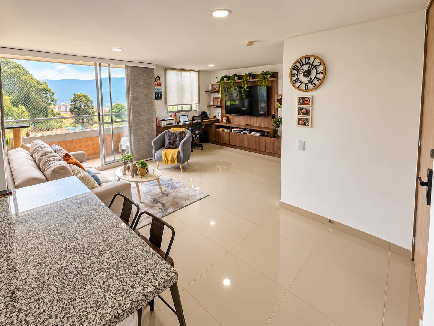 Apartamento en venta La Ferrería La Estrella – 2H + parqueadero + útil