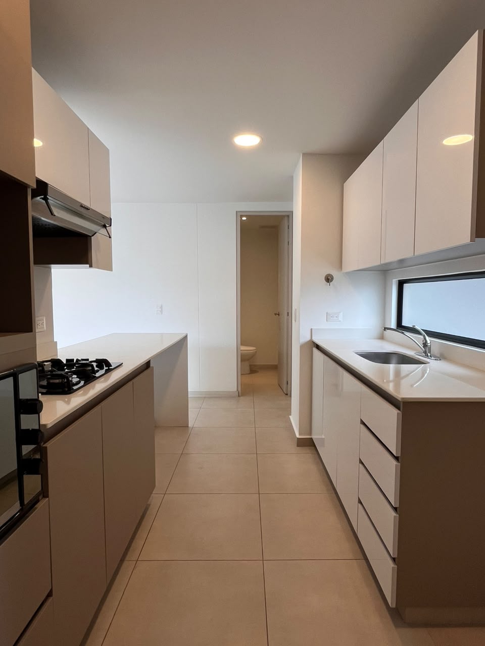Apartamento en arriendo en Castropol El Poblado Medellín