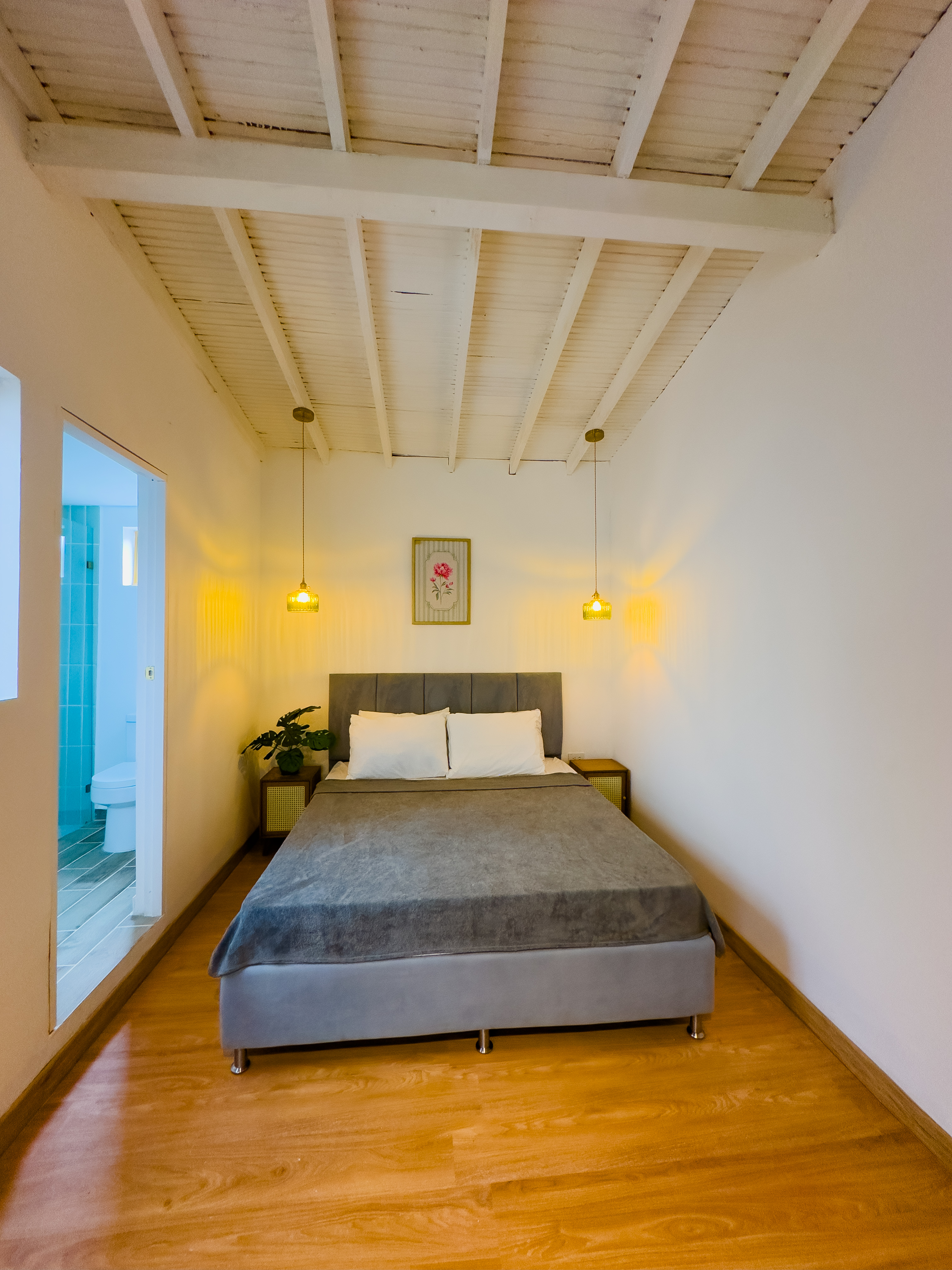 Casa en venta - comercial o residencial en Santa Lucia - Medellin