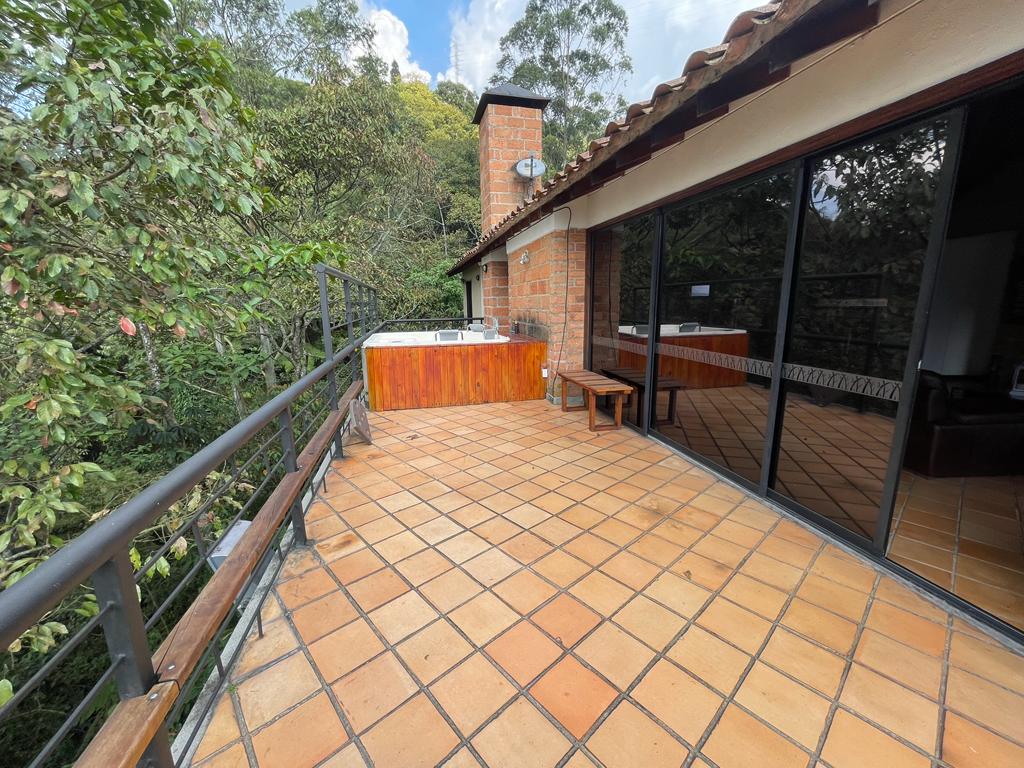 VENTA DE CASA SABANETA ANTIOQUIA.