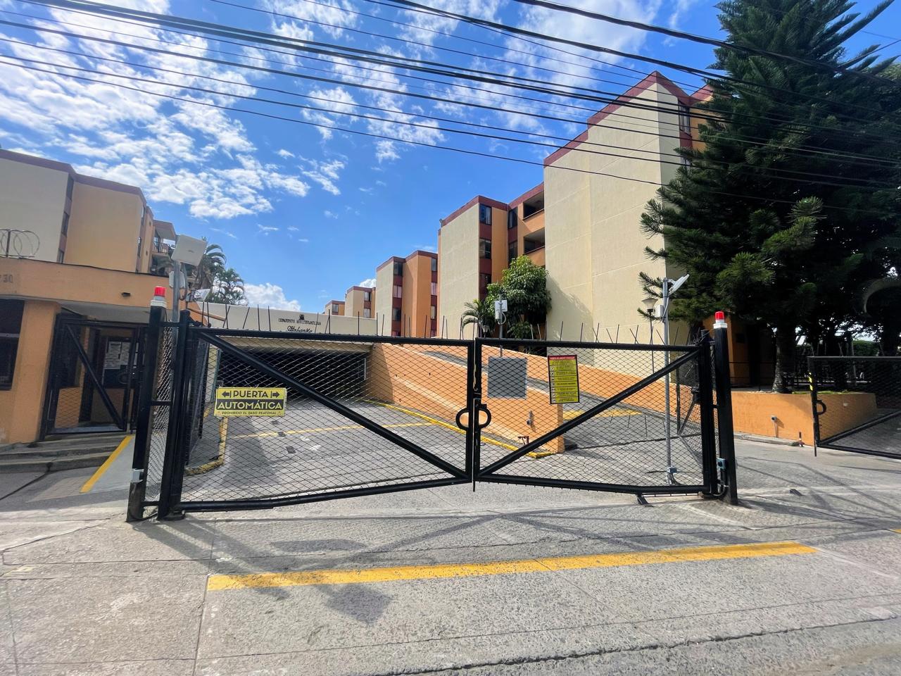 APARTAMENTO EN VENTA  SUR DE CALI - URB.NAPOLES - CONJUNTO ATABANZA