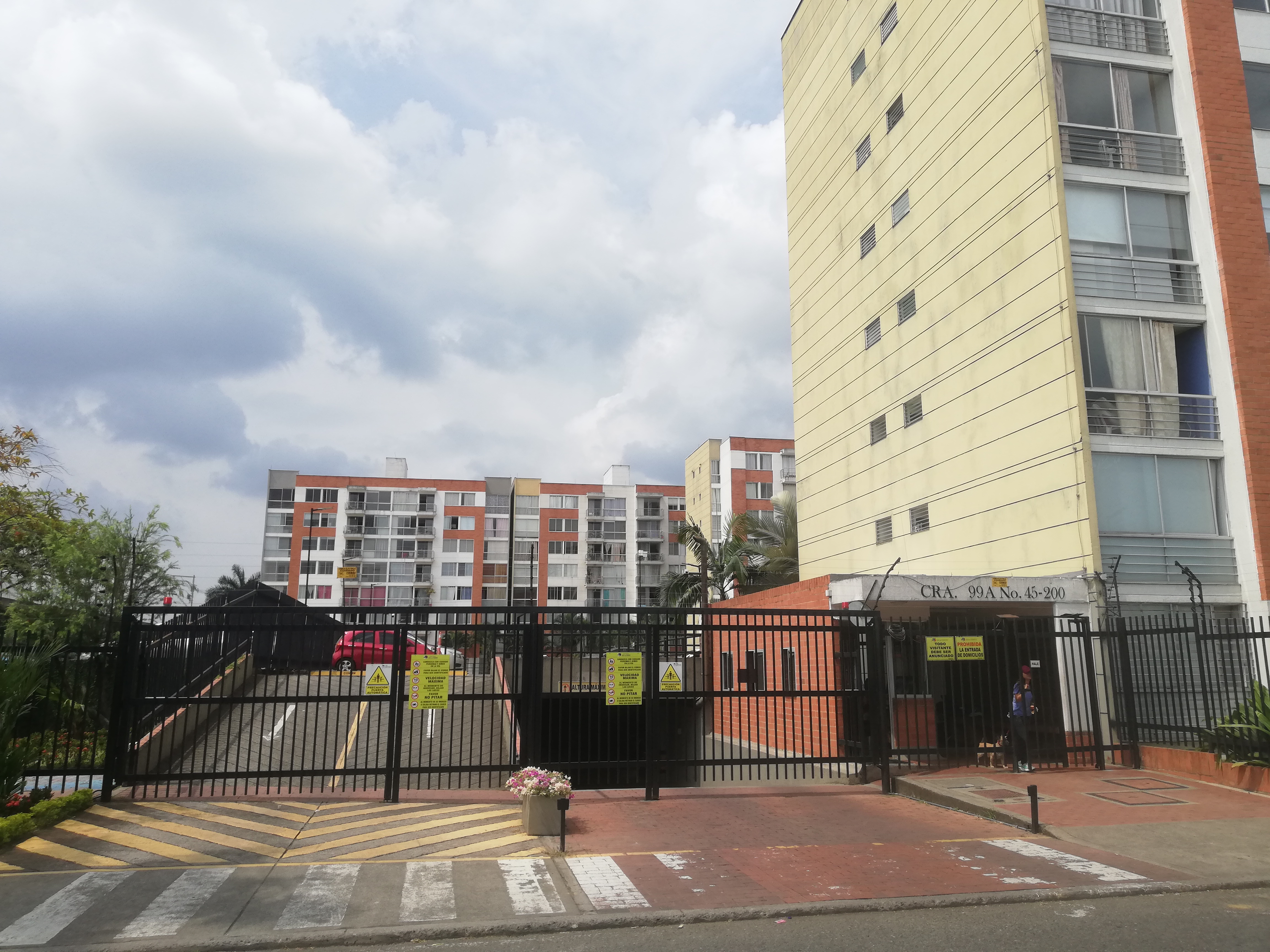 APARTAMENTO EN VENTA  SUR DE CALI VALLE DEL LILI CR LILI DEL VIENTO