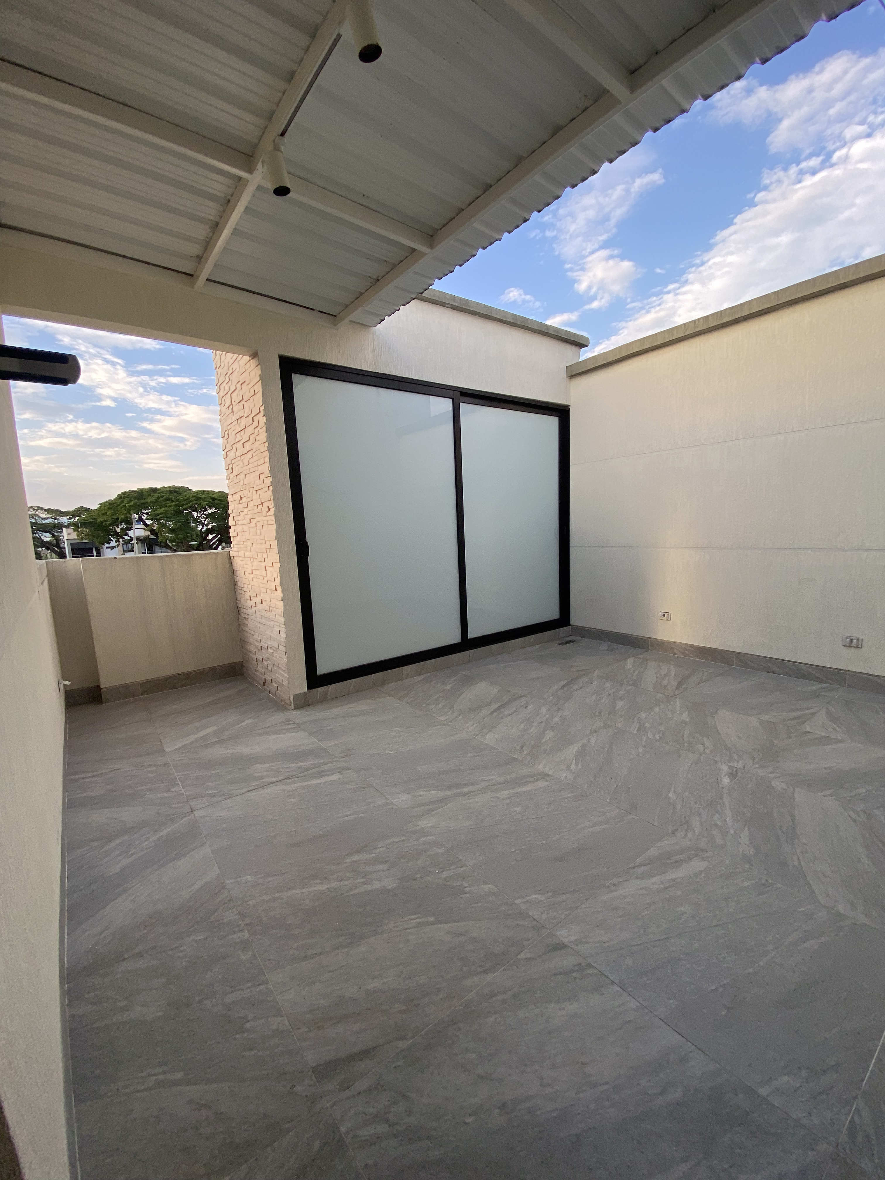 CASA EN VENTA  AL SUR JAMUNDÍ  CR MANANTIAL DE LAS MERCEDES