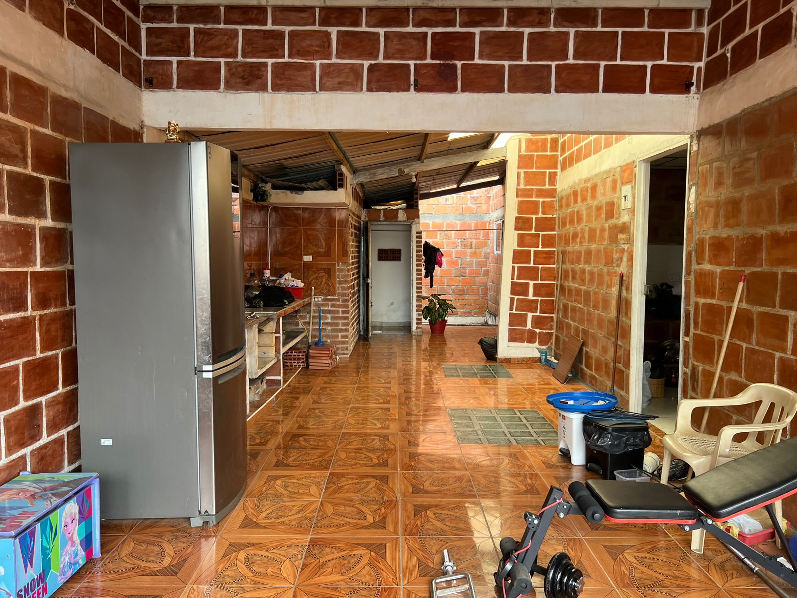 CASA EN VENTA SUR DE CALI BARRIO LAS CAMELIAS