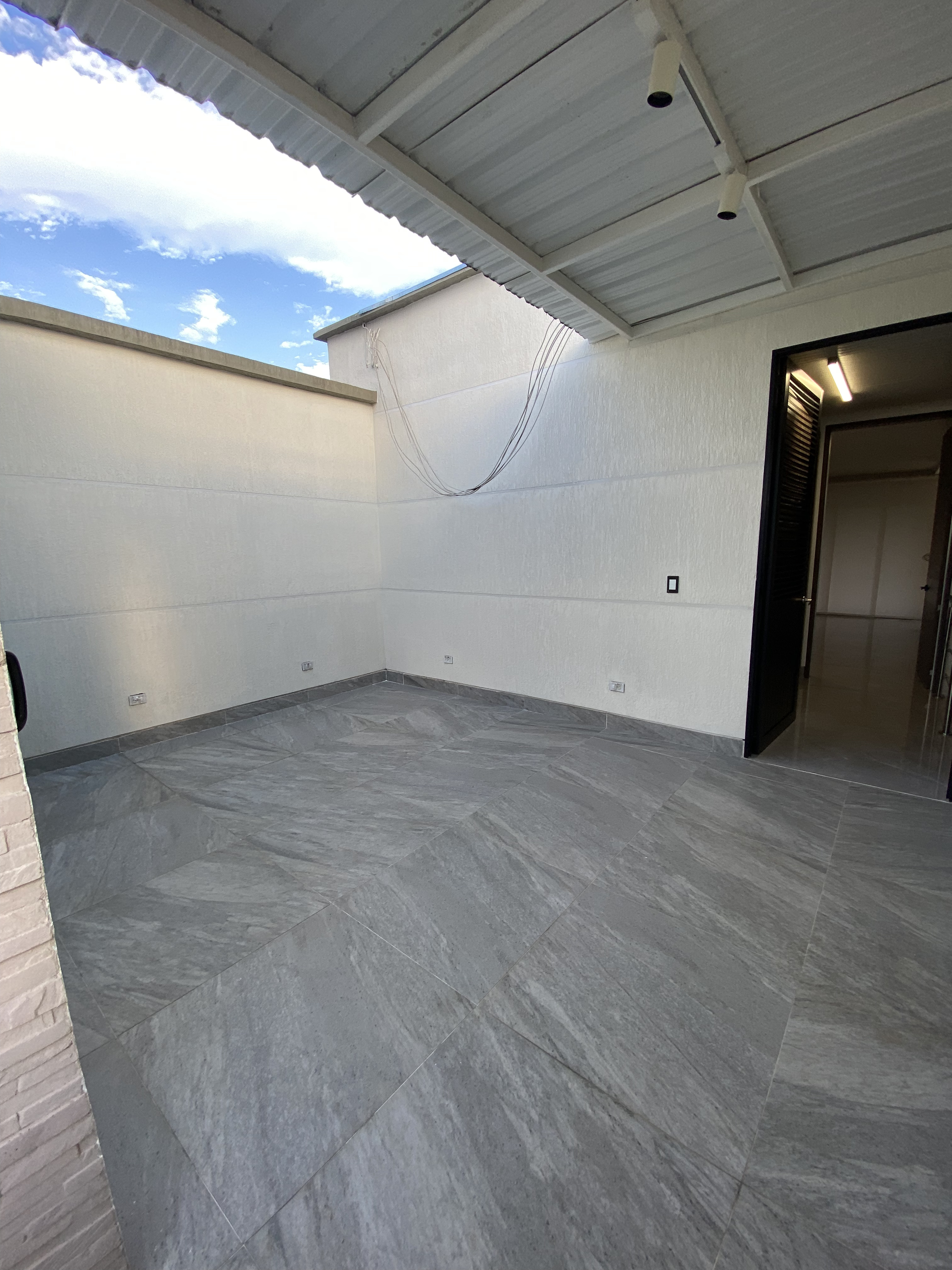 CASA EN VENTA  AL SUR JAMUNDÍ  CR MANANTIAL DE LAS MERCEDES