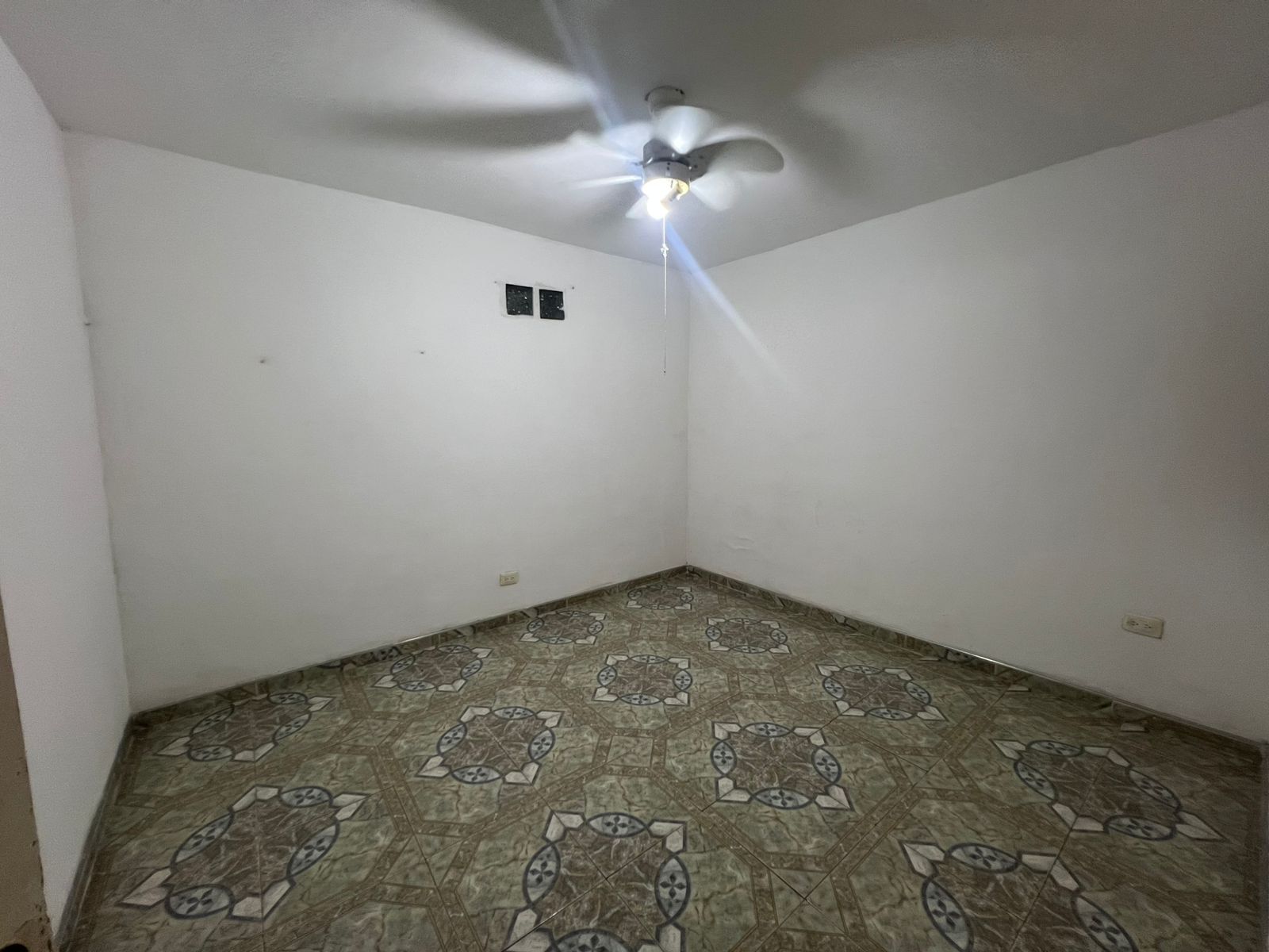 CASA EN VENTA SUR DE CALI BARRIO LAS CAMELIAS