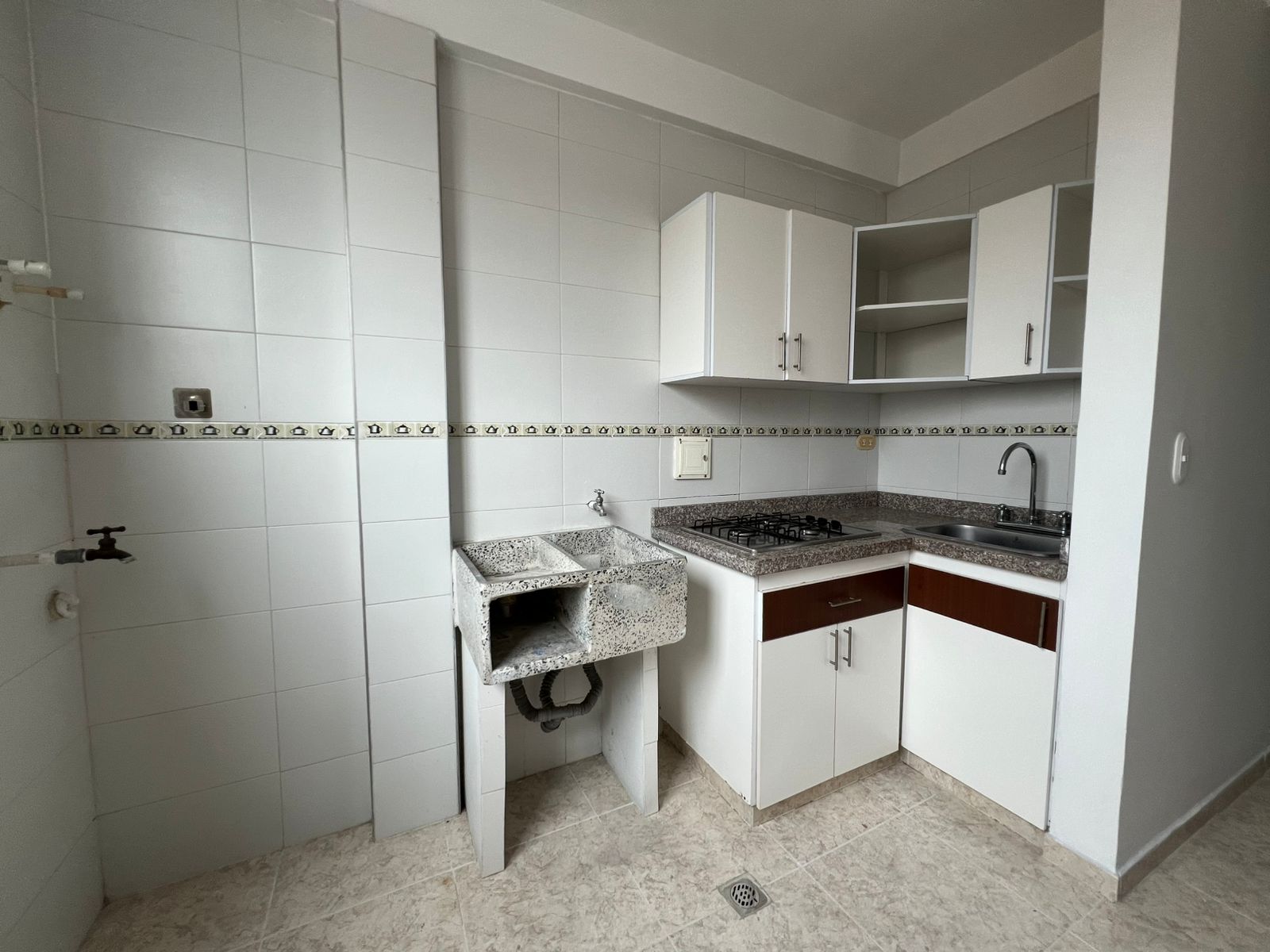 EDIFICIO EN VENTA AL SUR DE CALI CHAMPAGNAT