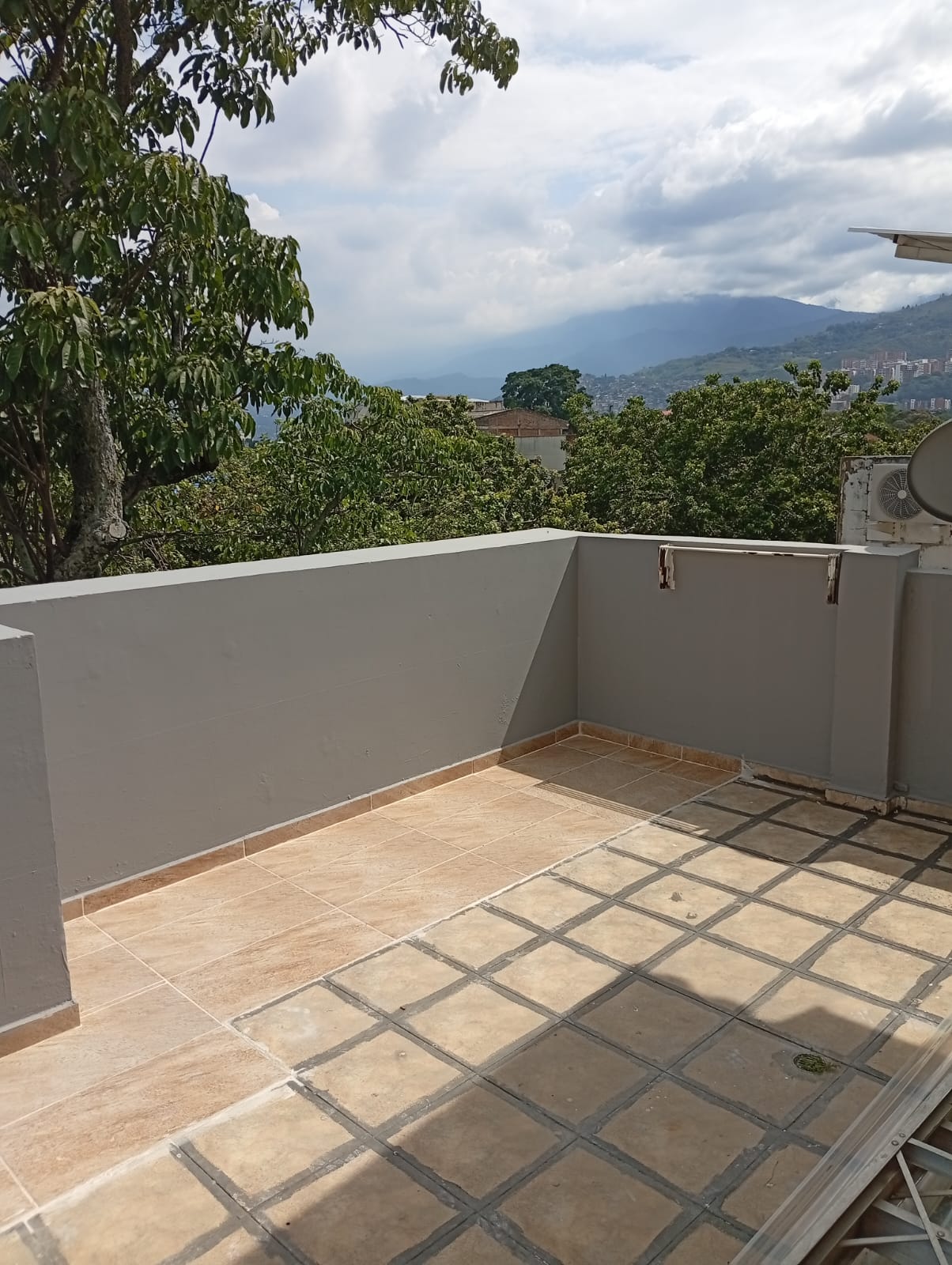 EDIFICIO EN VENTA AL SUR DE CALI CHAMPAGNAT