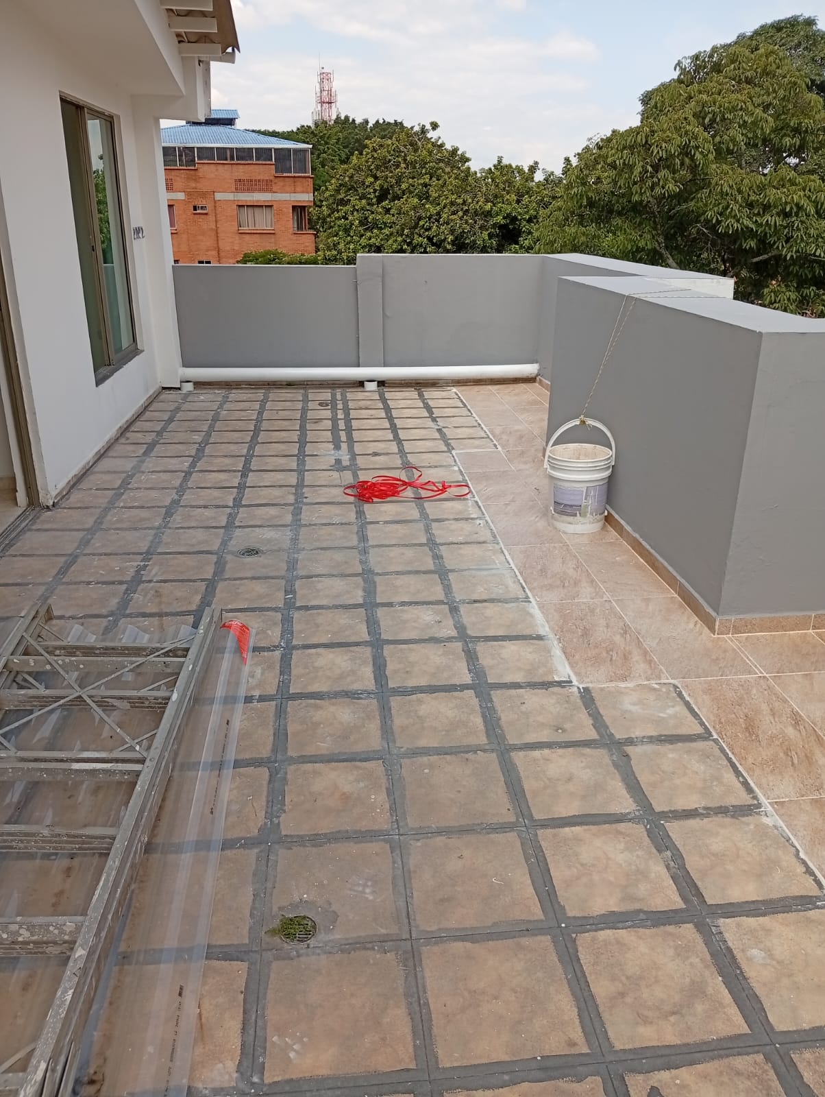 EDIFICIO EN VENTA AL SUR DE CALI CHAMPAGNAT