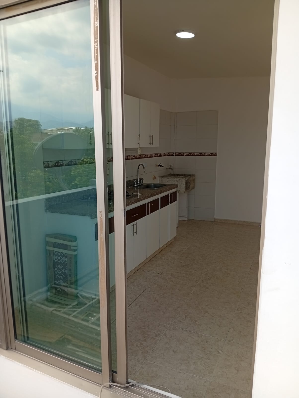 EDIFICIO EN VENTA AL SUR DE CALI CHAMPAGNAT