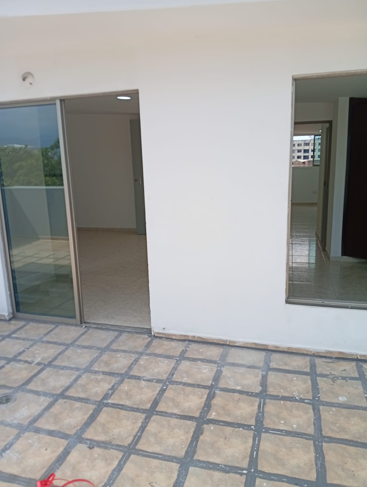EDIFICIO EN VENTA AL SUR DE CALI CHAMPAGNAT