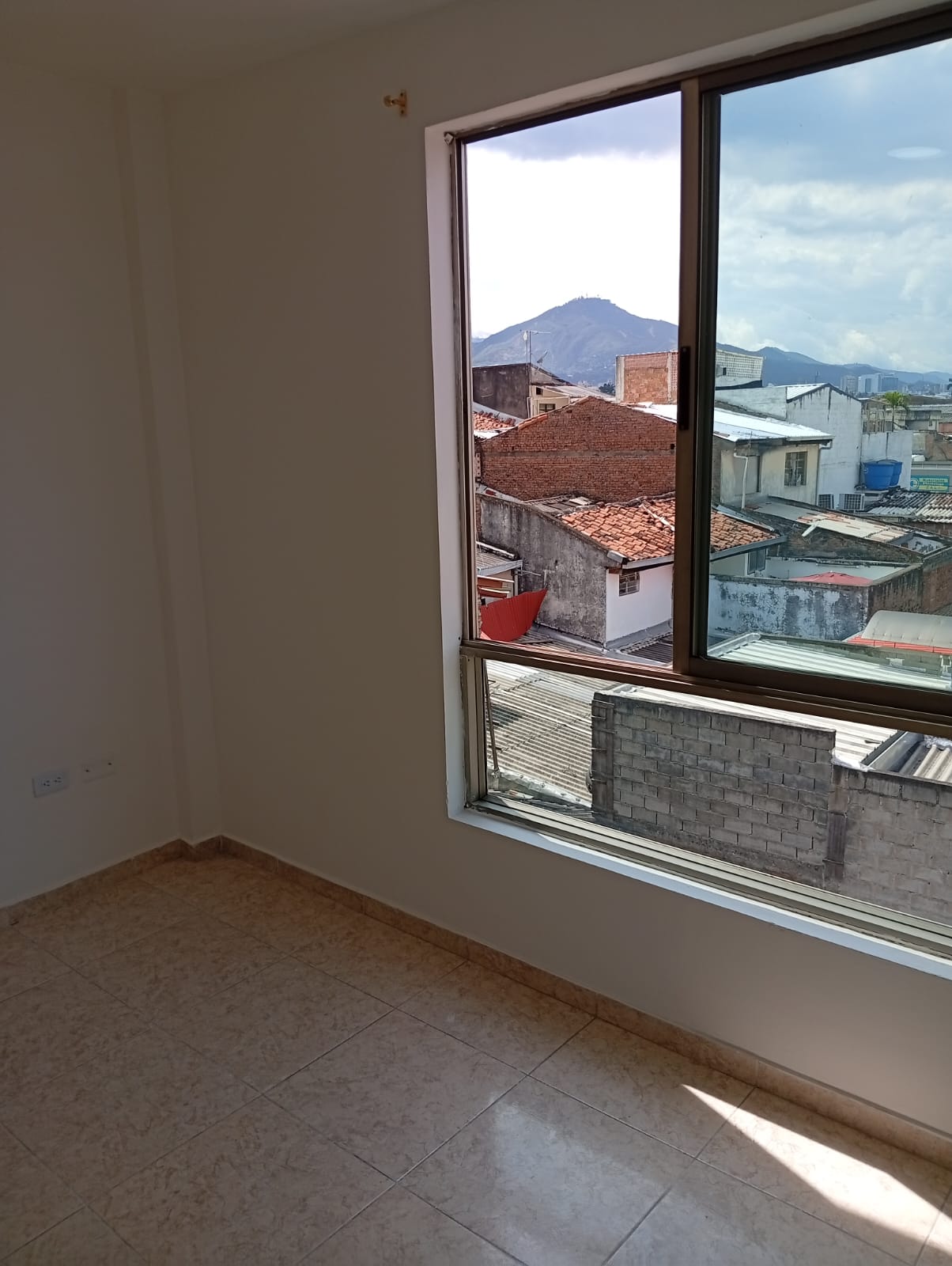 EDIFICIO EN VENTA AL SUR DE CALI CHAMPAGNAT
