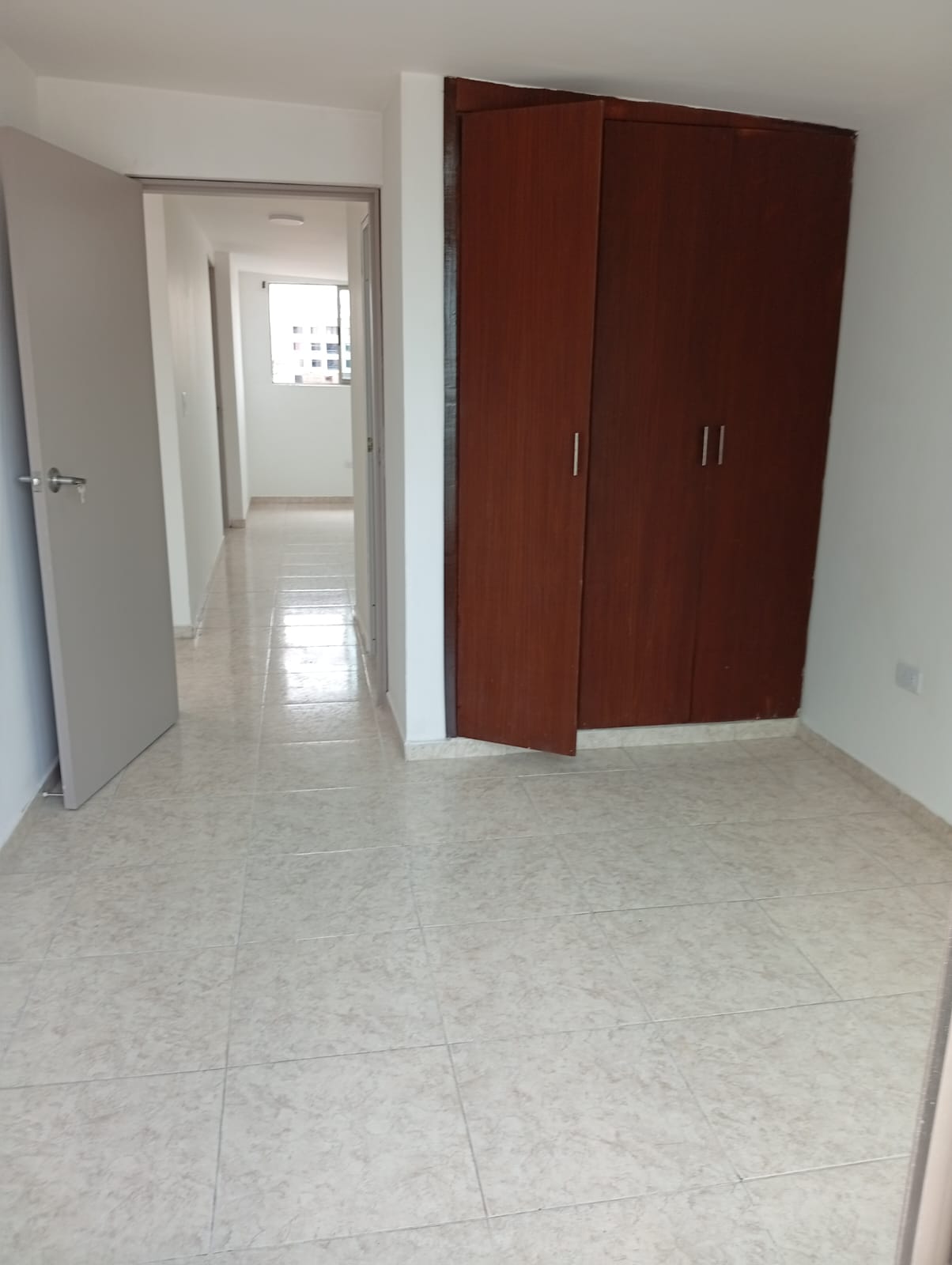 EDIFICIO EN VENTA AL SUR DE CALI CHAMPAGNAT