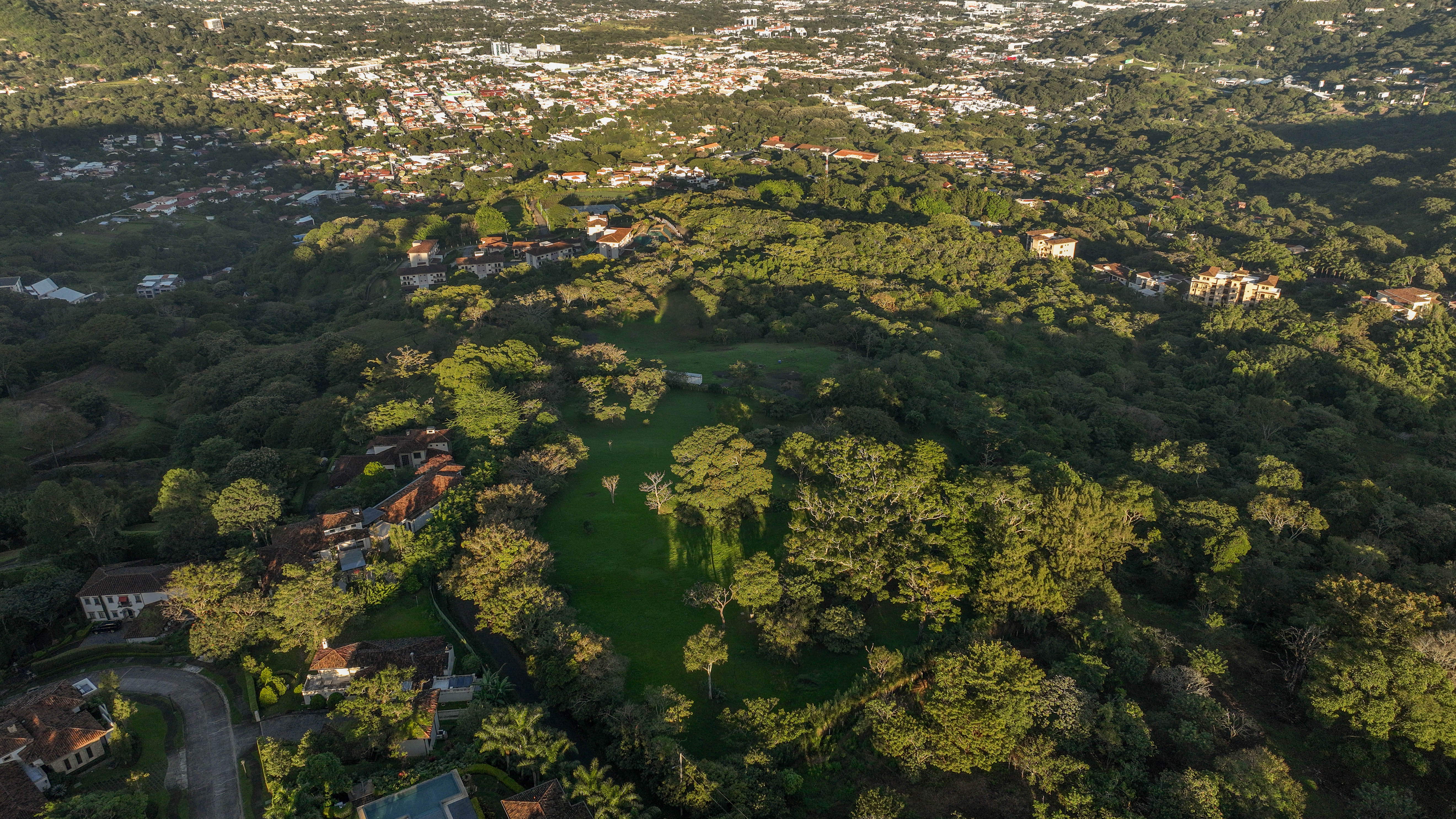 Lote en venta en Santa Ana, con vistas panoramicas, 2.5PCU8572368