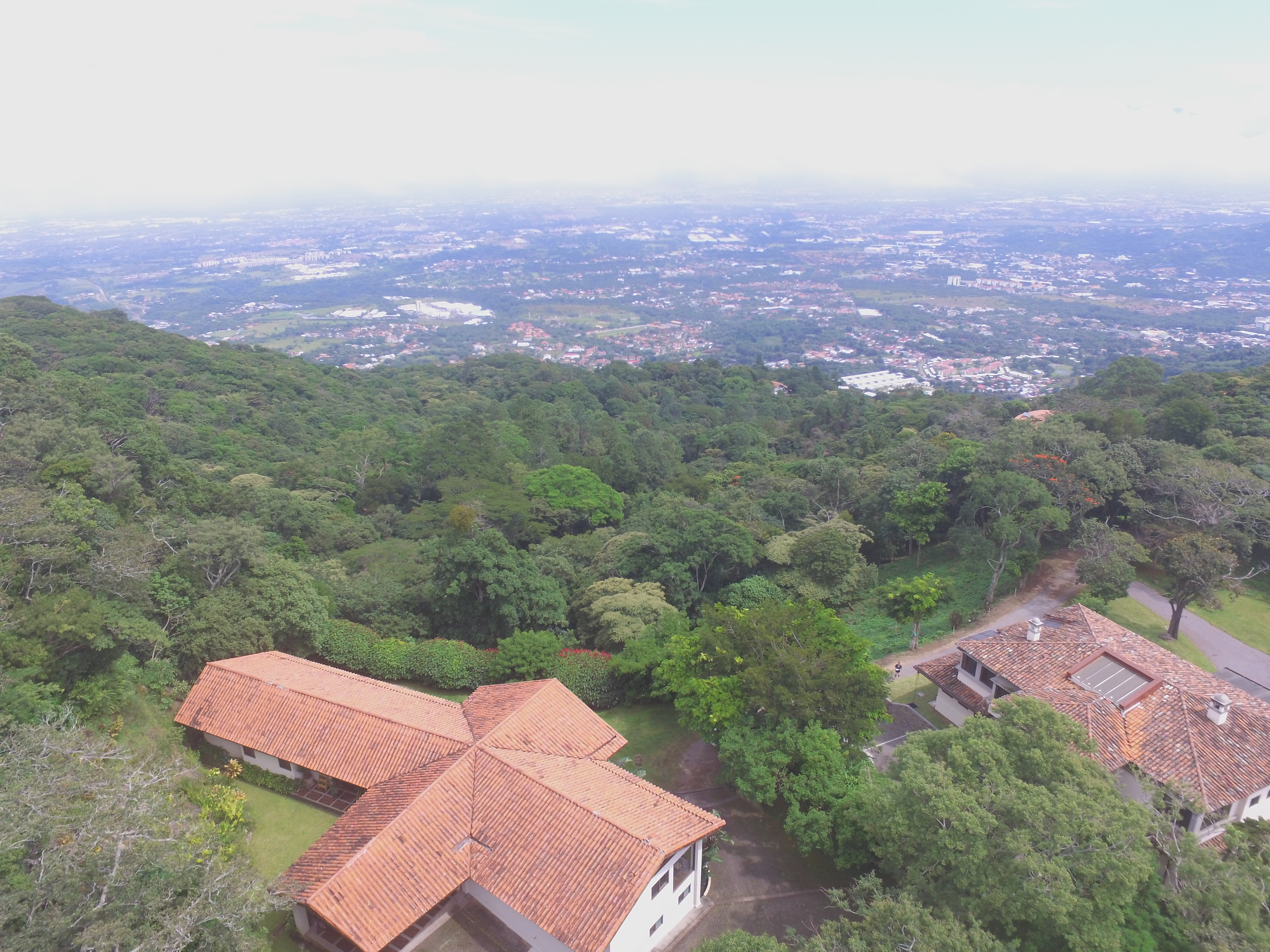 Lote en venta en Santa Ana, Rio Oro, Condominio. 5VV7114989