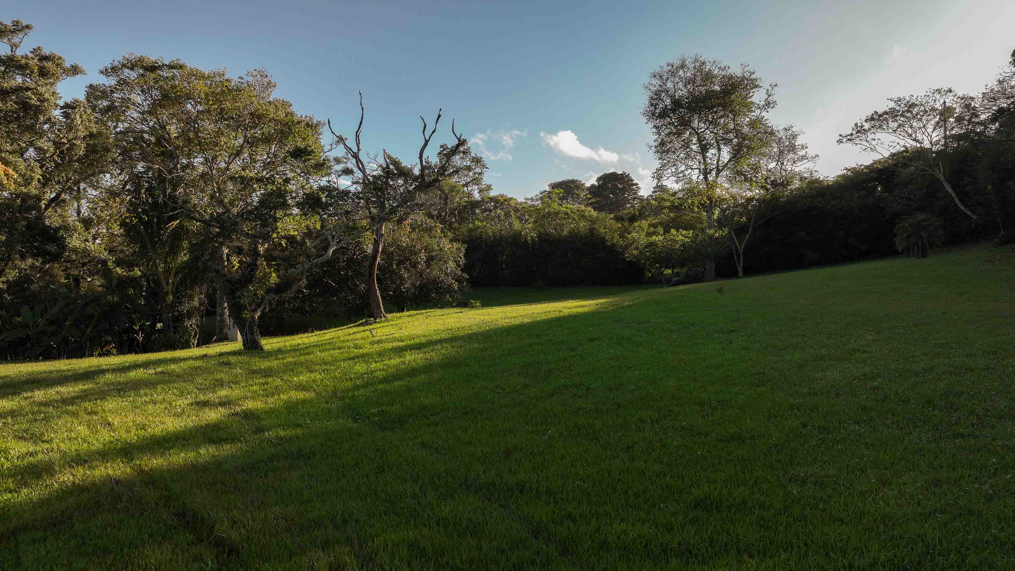 Venta de lote en Santa Ana, hermosas vistas, 2.5PCU8976292