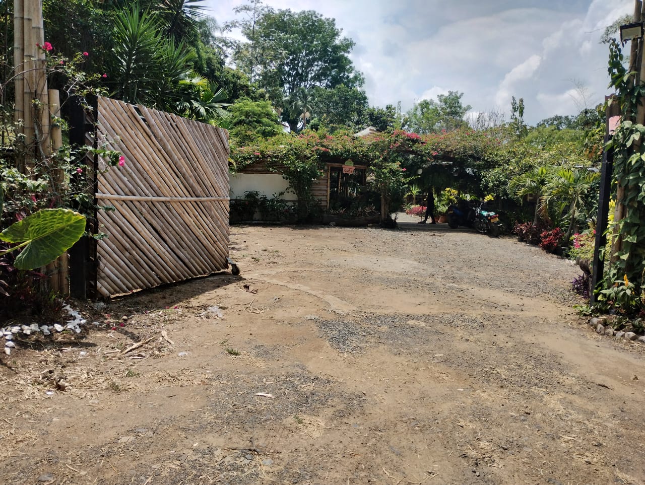 Imagen de SE VENDE CASA CAMPESTRE CON RENTA, SECTOR SAN JOSE PEREIRA.