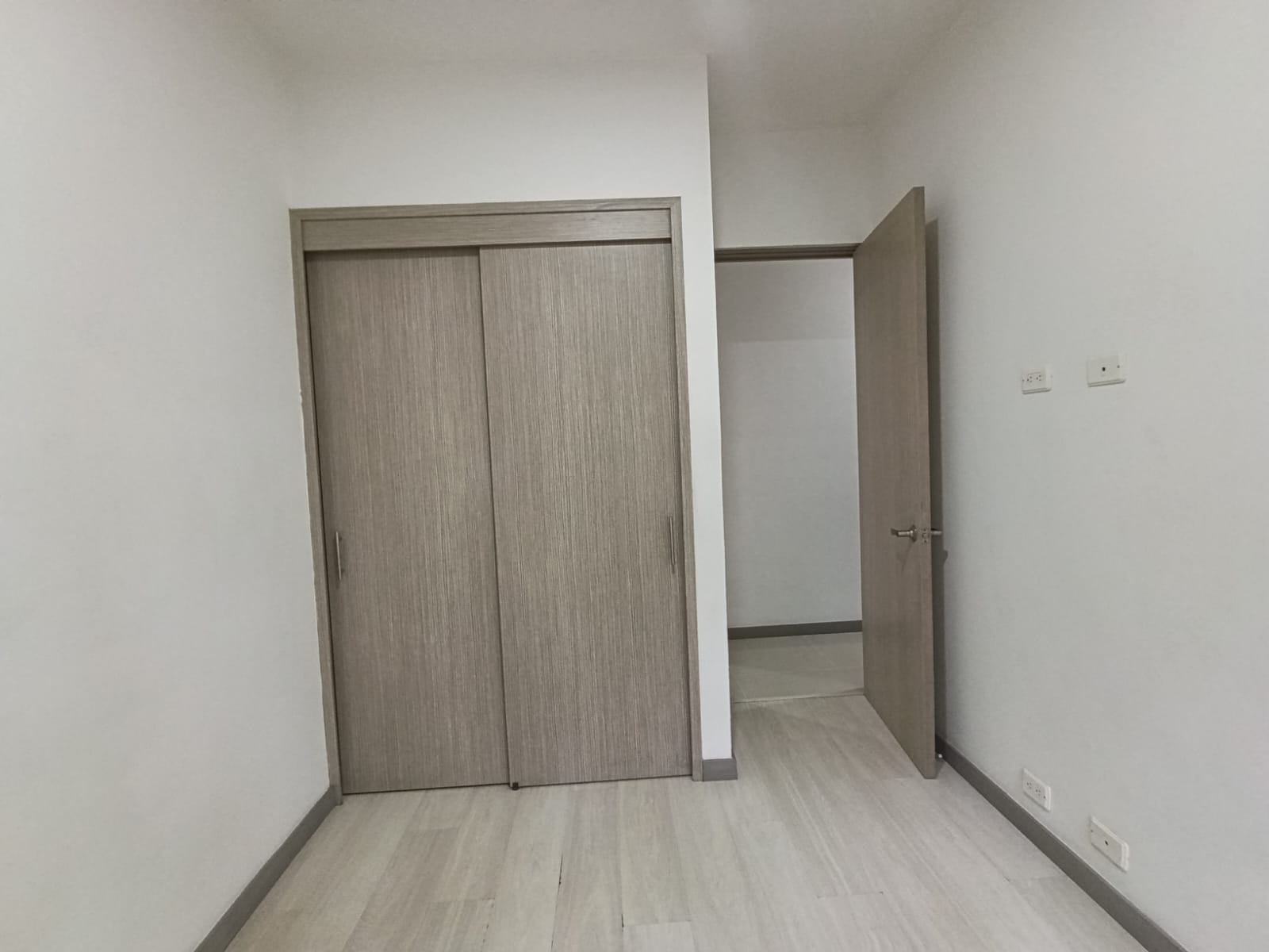 Apartamento en Arriendo, sector la estrella, Urbanización Viña del Mar-10040278 - El Dandy